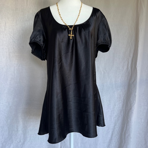 Satin babydoll tunic - Picture 1 of 4